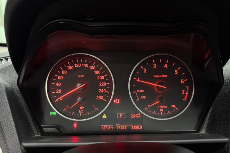 Used BMW 1 Series 2016 118i Leading Model Odometer Close Up