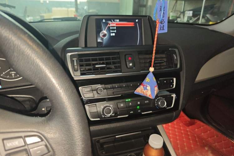 Used BMW 1 Series 2016 118i Leading Model Audio And AC Panel