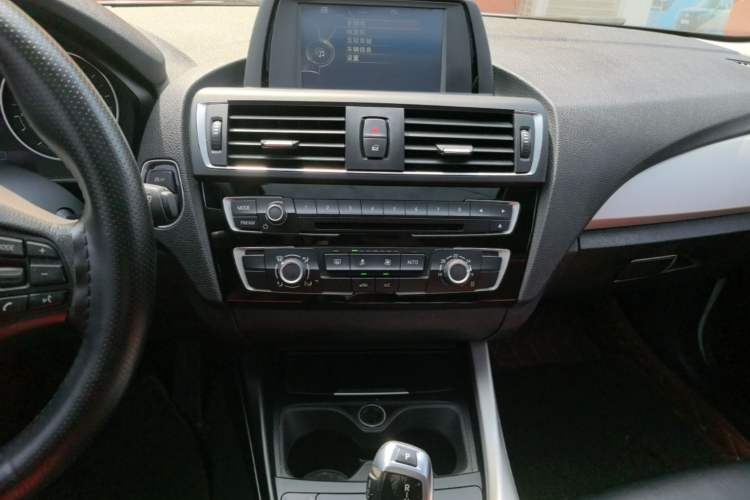 Used BMW 1 Series 2016 118i Leading Model Audio And AC Panel