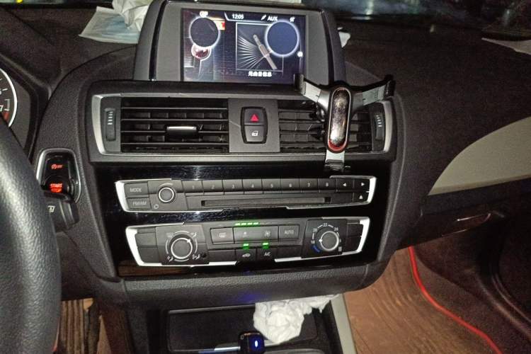 Used BMW 1 Series 2016 118i Leading Model Audio And AC Panel