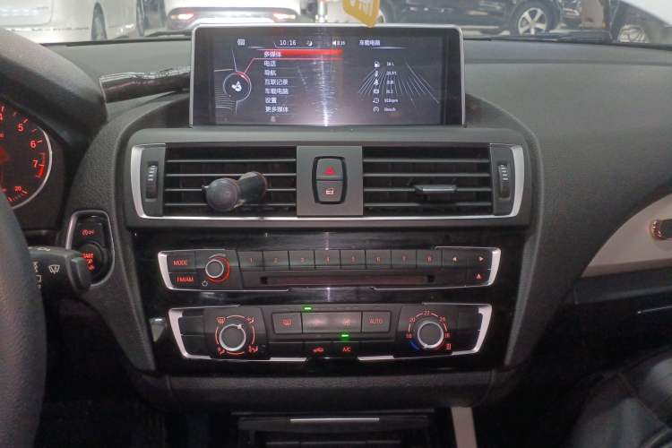 Used BMW 1 Series 2016 118i Leading Model Audio And AC Panel
