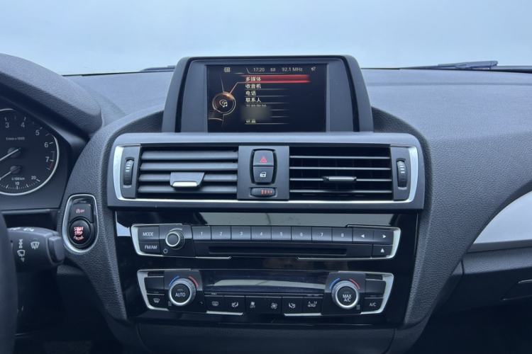 Used BMW 1 Series 2016 120i Leading Model Audio And AC Panel