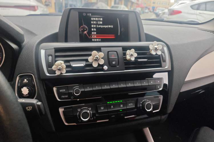 Used BMW 1 Series 2016 118i Leading Model Audio And AC Panel