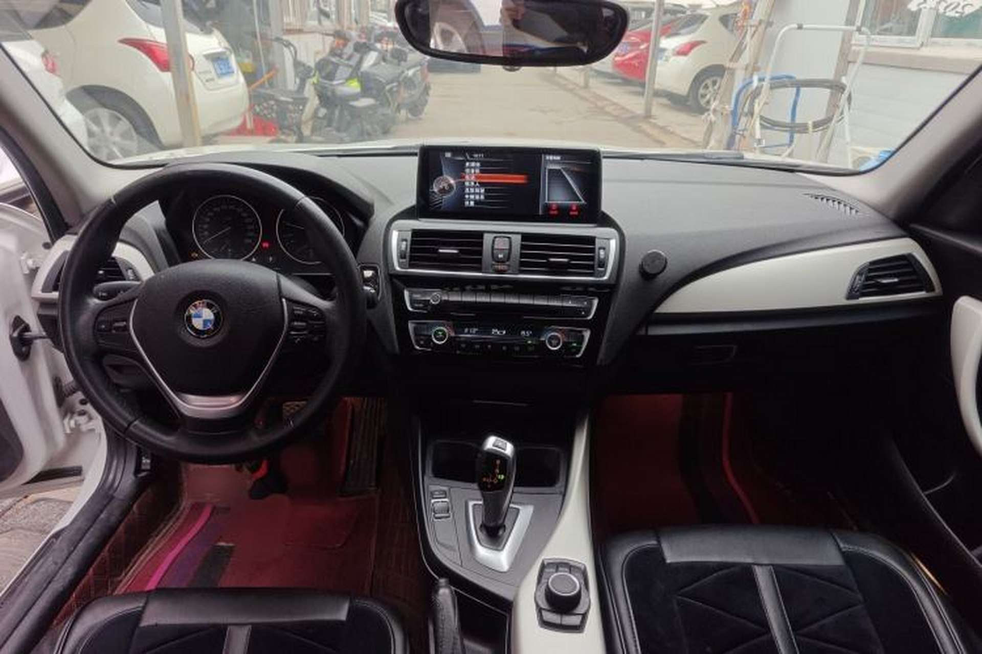 Used BMW 1 Series 2016 120i Leading Model Center Console