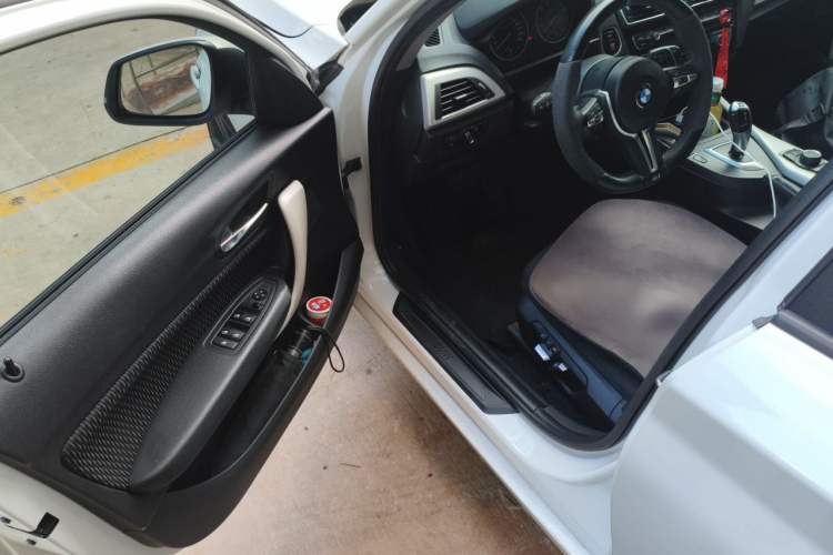 Used BMW 1 Series 2016 120i Leading Model Driver Seat