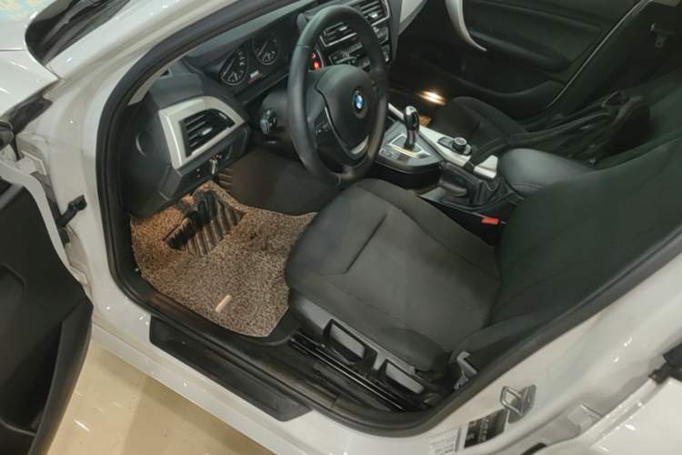 Used BMW 1 Series 2016 118i Leading Model Driver Seat