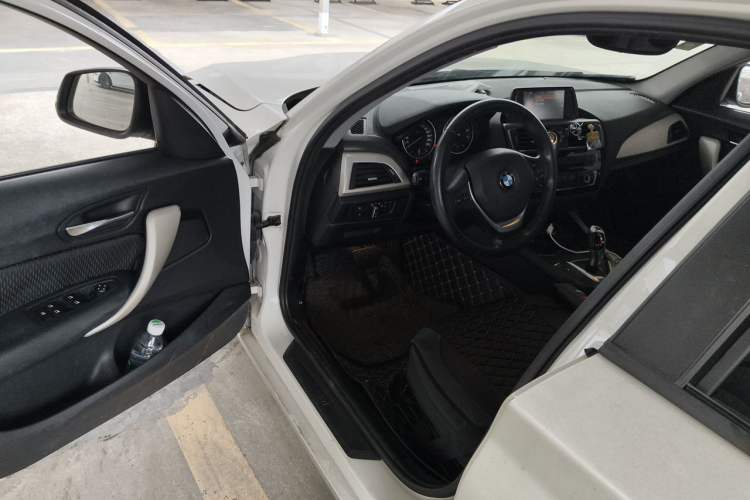 Used BMW 1 Series 2016 118i Leading Model Driver Seat