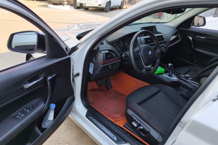 Used BMW 1 Series 2016 120i Sport Design Package Driver Seat