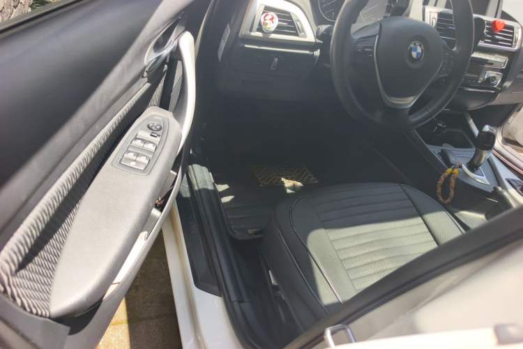 Used BMW 1 Series 2016 120i Leading Model Driver Seat