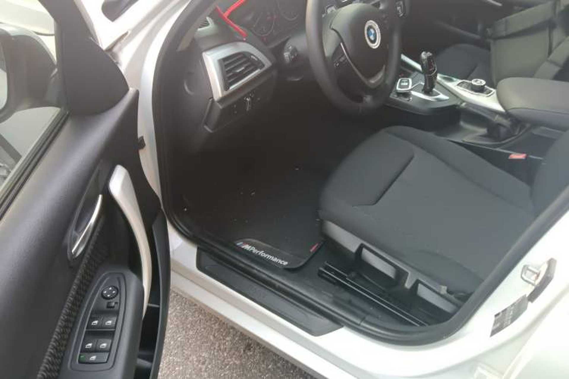 Used BMW 1 Series 2016 118i Leading Model Driver Seat
