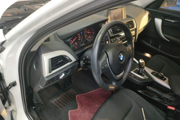 Used BMW 1 Series 2016 120i Leading Model Driver Seat