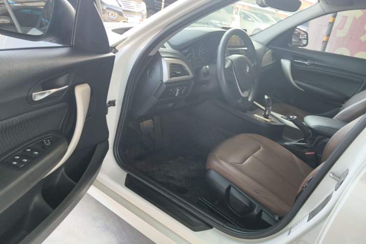 Used BMW 1 Series 2016 118i Leading Model Driver Seat
