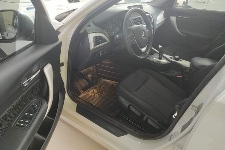 Used BMW 1 Series 2016 118i Leading Model Driver Seat