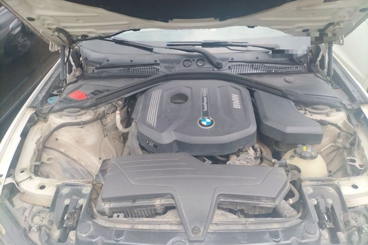 Used BMW 1 Series 2016 118i Leading Model Engine Bay