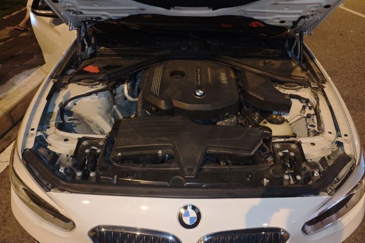 Used BMW 1 Series 2016 118i Leading Model Engine Bay