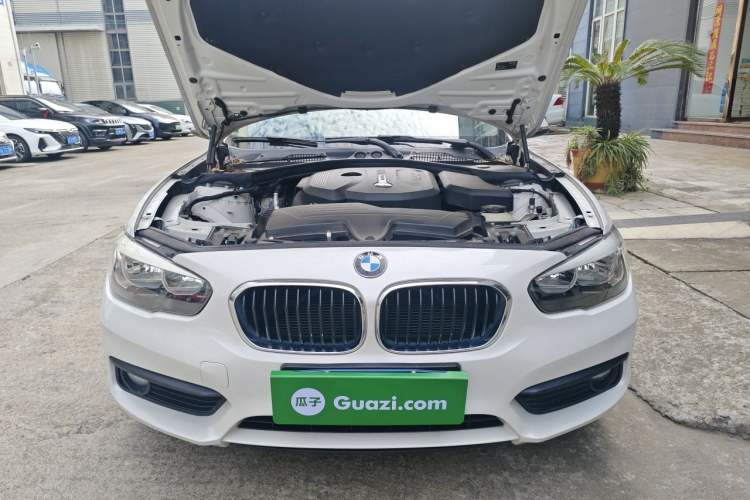 Used BMW 1 Series 2016 118i Leading Model Engine Bay
