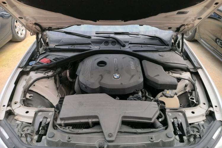 Used BMW 1 Series 2016 118i Leading Model Engine Bay