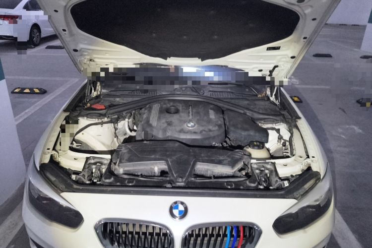 Used BMW 1 Series 2016 118i Leading Model Engine Bay