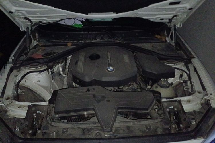 Used BMW 1 Series 2016 118i Leading Model Engine Bay