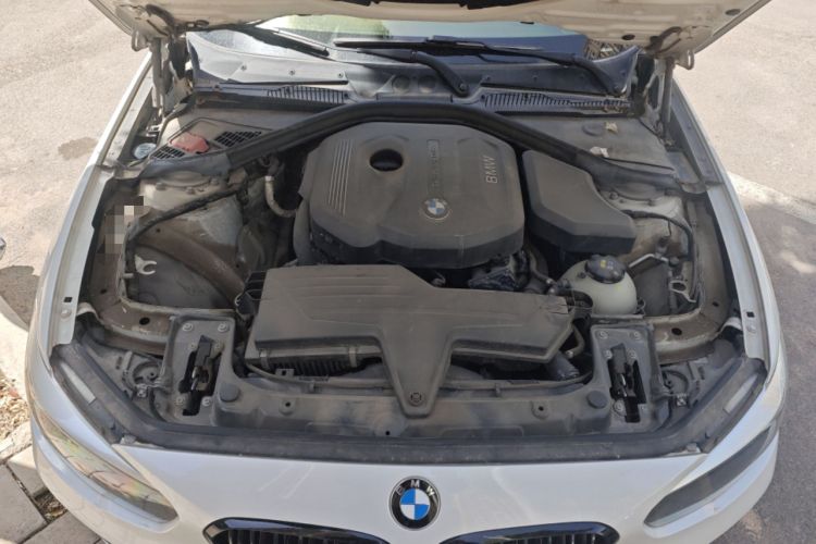 Used BMW 1 Series 2016 118i Leading Model Engine Bay
