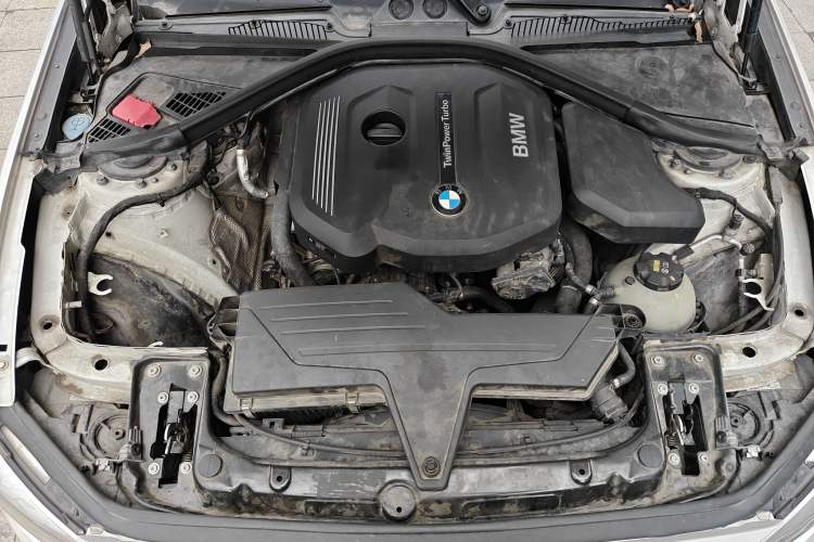 Used BMW 1 Series 2016 118i Leading Model Engine Bay
