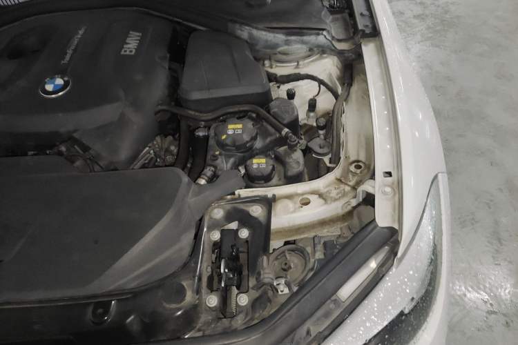 Used BMW 1 Series 2016 120i Leading Model Engine Bay Left