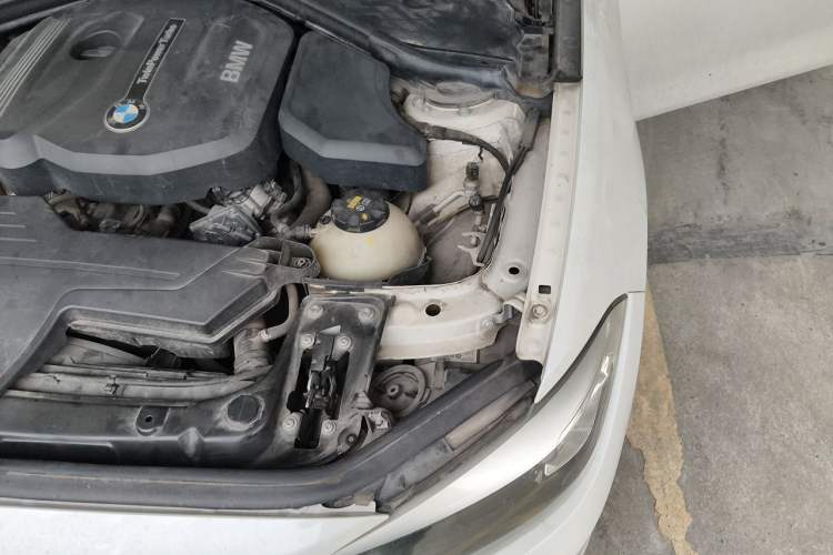 Used BMW 1 Series 2016 118i Leading Model Engine Bay Left