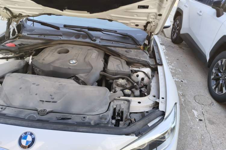 Used BMW 1 Series 2016 120i Sport Design Package Engine Bay Left