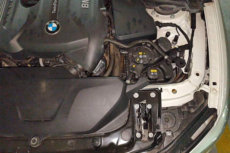 Used BMW 1 Series 2016 120i Leading Model Engine Bay Left
