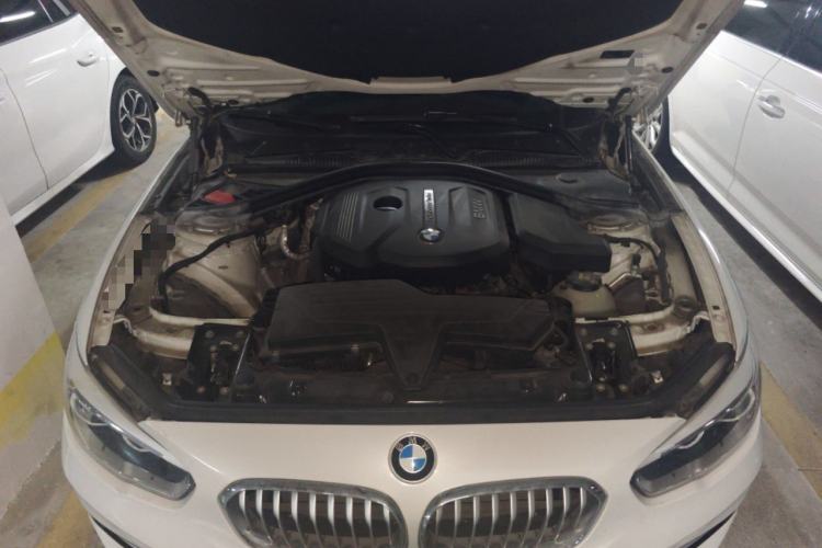 Used BMW 1 Series 2016 118i Leading Model Engine Bay