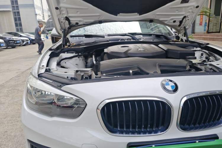 Used BMW 1 Series 2016 118i Leading Model Engine Bay Right