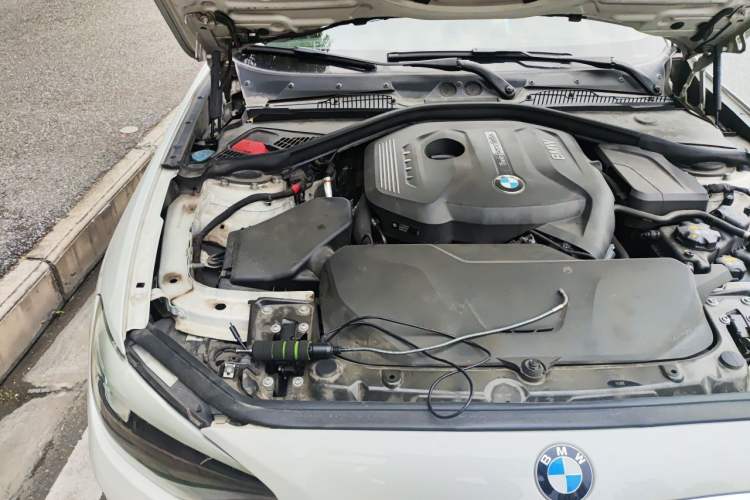 Used BMW 1 Series 2016 120i Leading Model Engine Bay Right