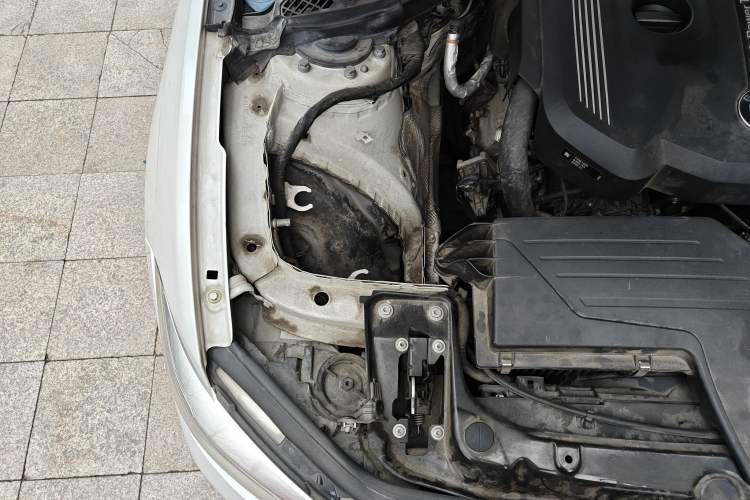Used BMW 1 Series 2016 118i Leading Model Engine Bay Right