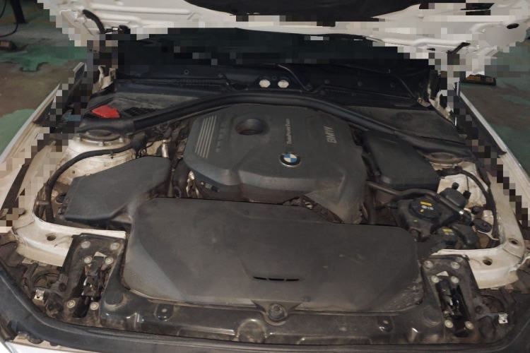 Used BMW 1 Series 2016 120i Leading Model Engine Bay