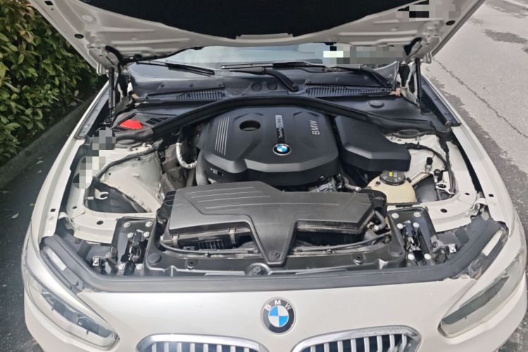 Used BMW 1 Series 2016 118i Leading Model Engine Bay
