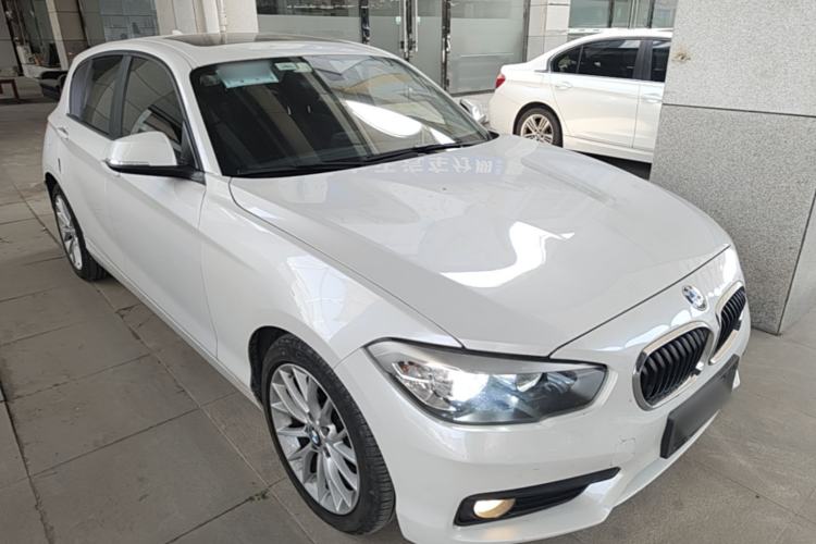 Used BMW 1 Series 2016 120i Leading Model Exterior 1