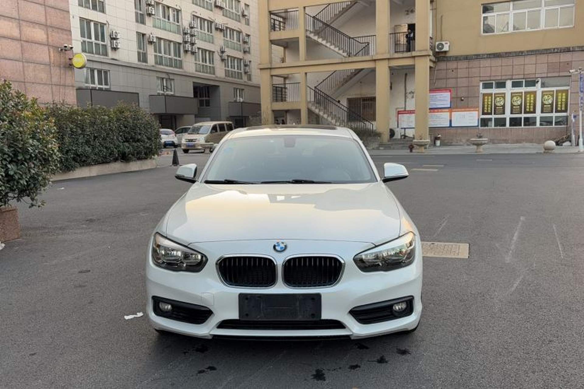 Used BMW 1 Series 2016 118i Leading Model Exterior 1