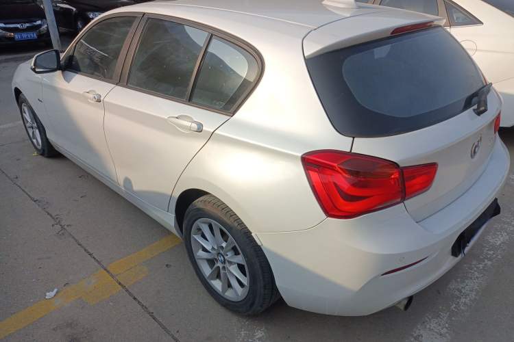 Used BMW 1 Series 2016 118i Urban Design Package Exterior 2