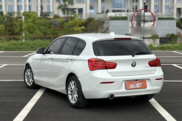 Used BMW 1 Series 2016 118i Leading Model Exterior 2