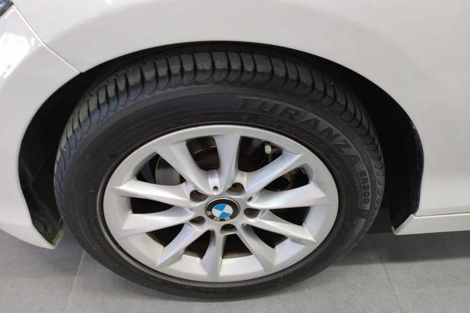 Used BMW 1 Series 2016 118i Urban Design Package Exterior 2