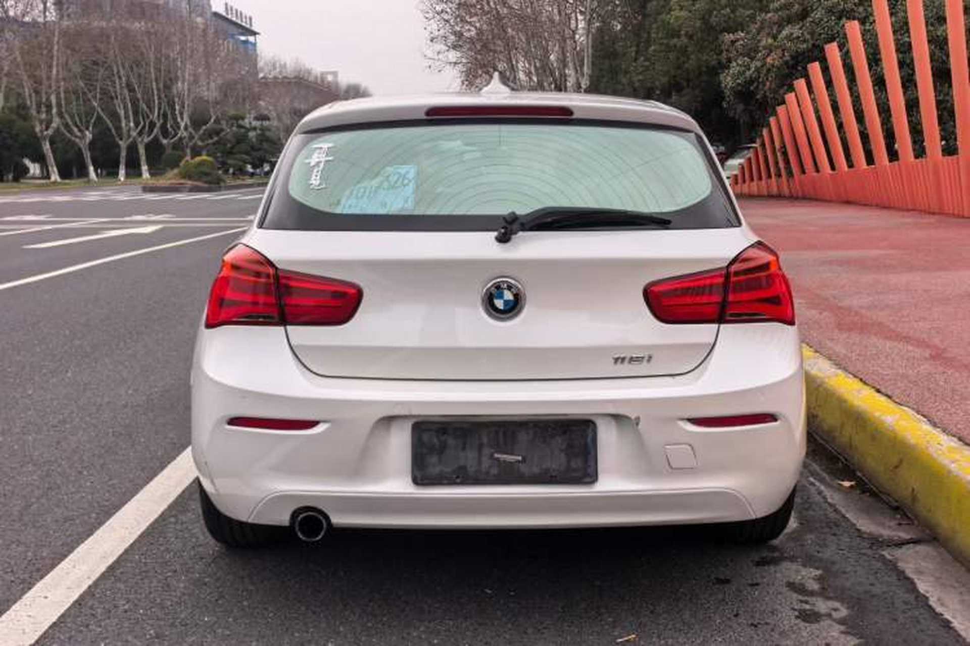 Used BMW 1 Series 2016 118i Leading Model Exterior 3