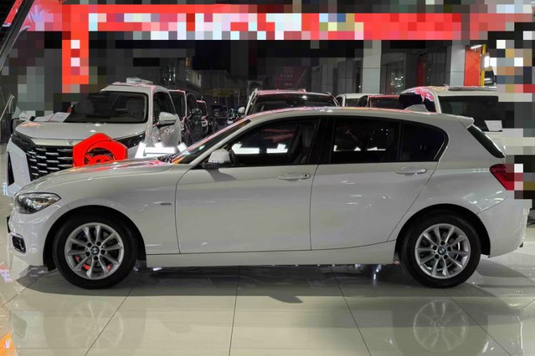 Used BMW 1 Series 2016 118i Urban Design Package Exterior 3