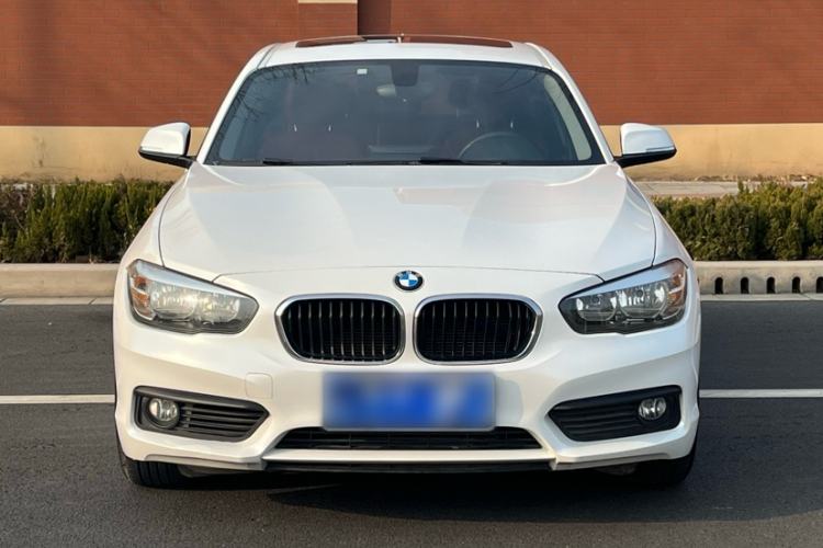 Used BMW 1 Series 2016 118i Leading Model Exterior 4