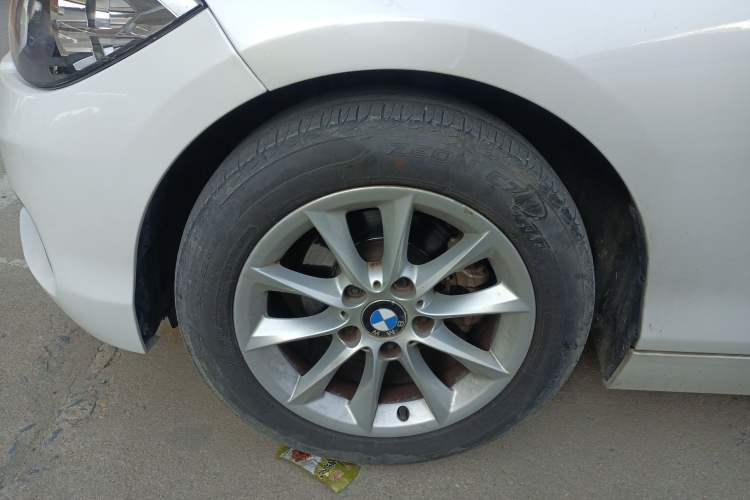Used BMW 1 Series 2016 118i Urban Design Package Exterior 4