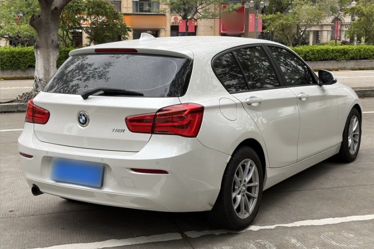 Used BMW 1 Series 2016 118i Leading Model Exterior 5