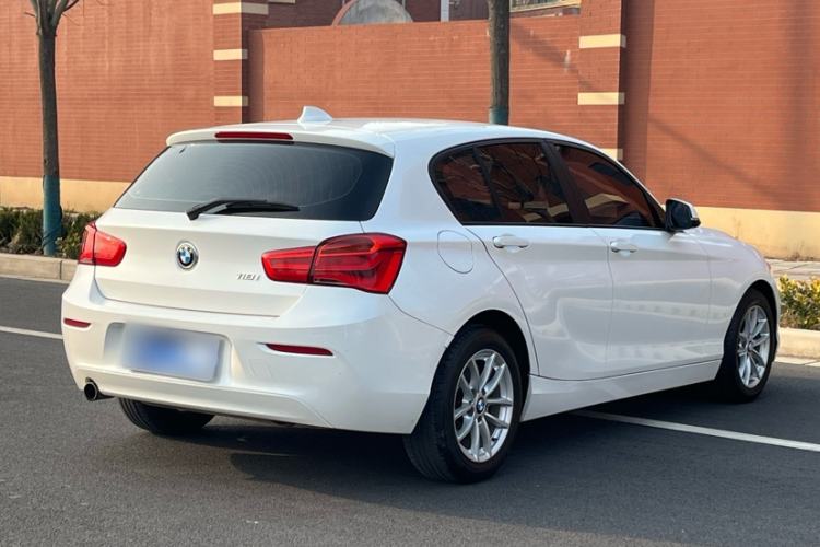 Used BMW 1 Series 2016 118i Leading Model Exterior 5