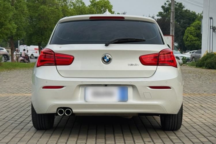 Used BMW 1 Series 2016 120i Leading Model Exterior 6