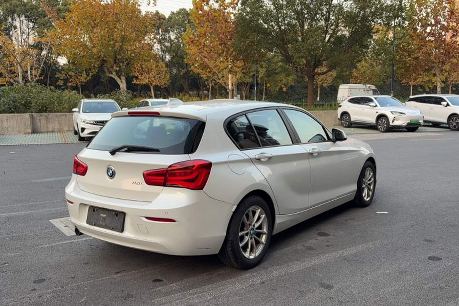 Used BMW 1 Series 2016 118i Leading Model Exterior 6