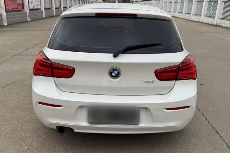 Used BMW 1 Series 2016 118i Leading Model Exterior 6