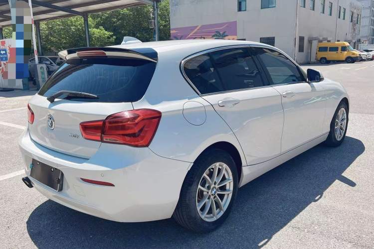 Used BMW 1 Series 2016 118i Leading Model Exterior 6